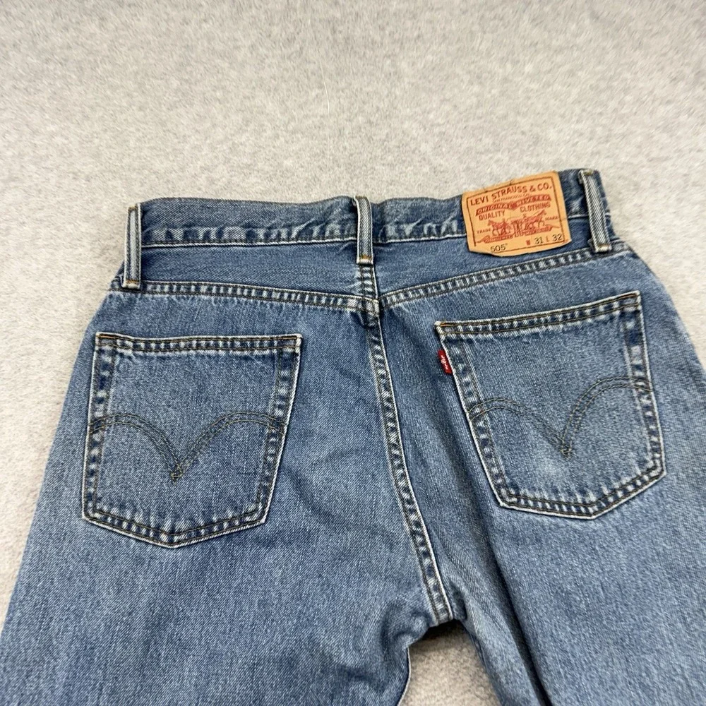 Levis 505 Regular Fit Straight Leg Jeans Mens 31x30 Medium Wash Blue y2k 00s VTG